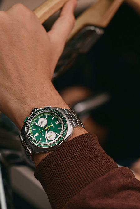 RUCNI SAT BULOVA Racer 98B468 Silver Group