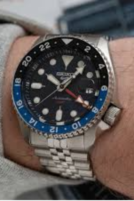 RUCNI SAT SEIKO 5 GMT SSK003K1 Silver Group