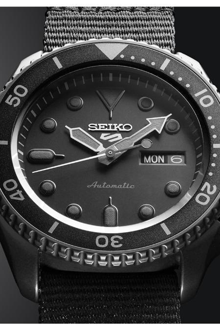 RUCNI SAT SEIKO 5 Sports SRPD79K1 Silver Group